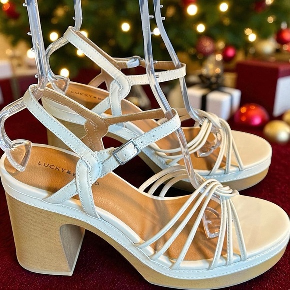 NWT Lucky Brand Women’s ‘Ismene’ Buckle Platform Heeled Sandals in “Vanilla” 11 - Picture 9 of 16